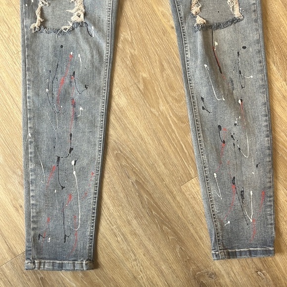 Sik Silk Bust Knee Riot Denim Jeans in Light Blue. Size Medium - Picture 5 of 12